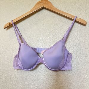 Victoria's Secret Angels Woman's Sz 36B Purple Lace Lined Demi Cup Bra